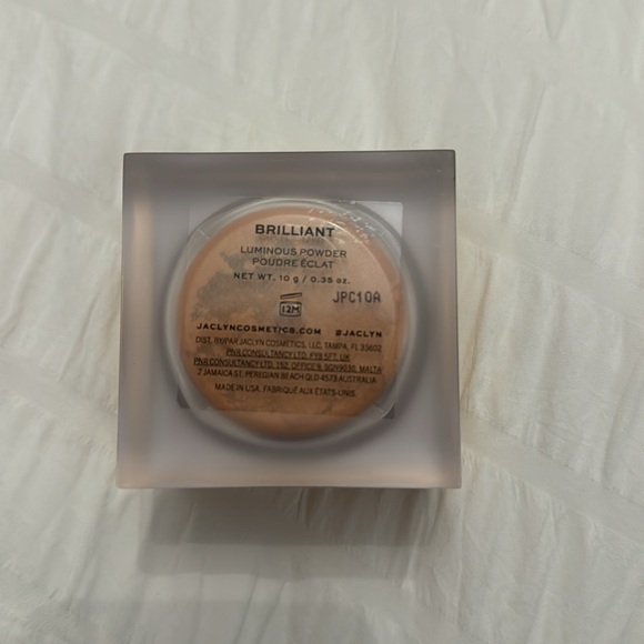 Jaclyn Cosmetics highlighter - Picture 2 of 4